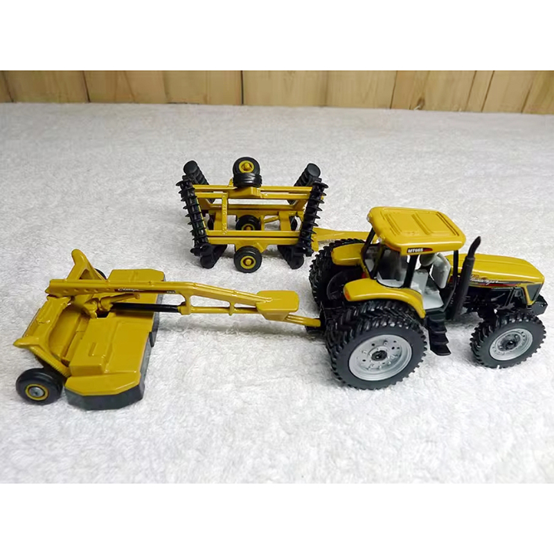 ERTL Diecast 1:64 escala Chall - Farming Agriculture Model reseña y precio